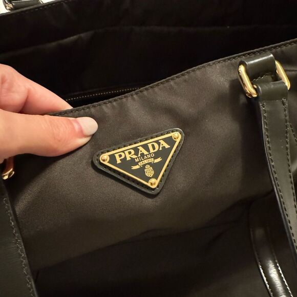 Prada Spazzolato-Trimmed Tessuto Shopping Tote. Very Good Condition - Picture 6 of 9
